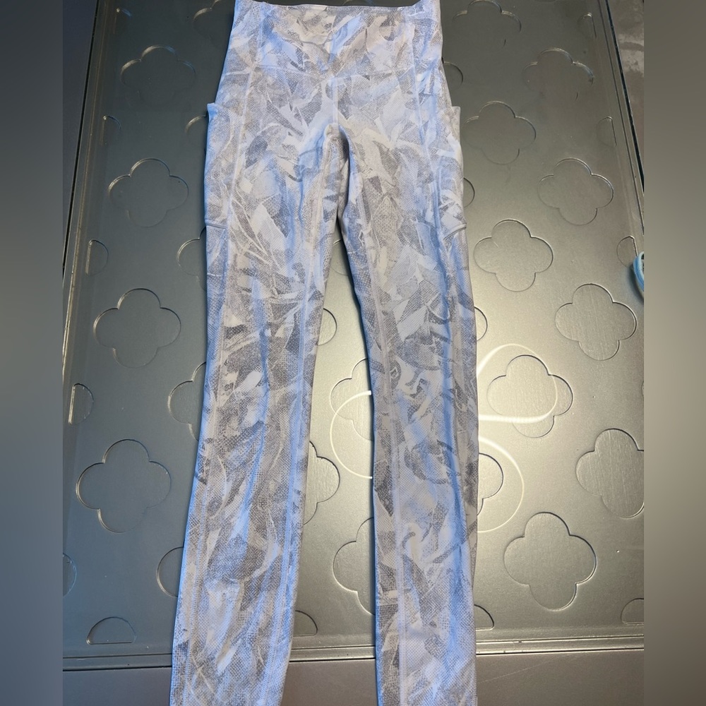 lululemon fast and free